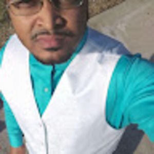 Meet your Posher, Dee